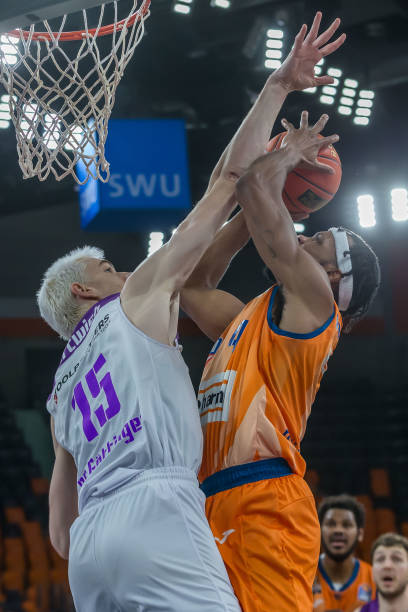 李晓旭从球 李晓旭从球